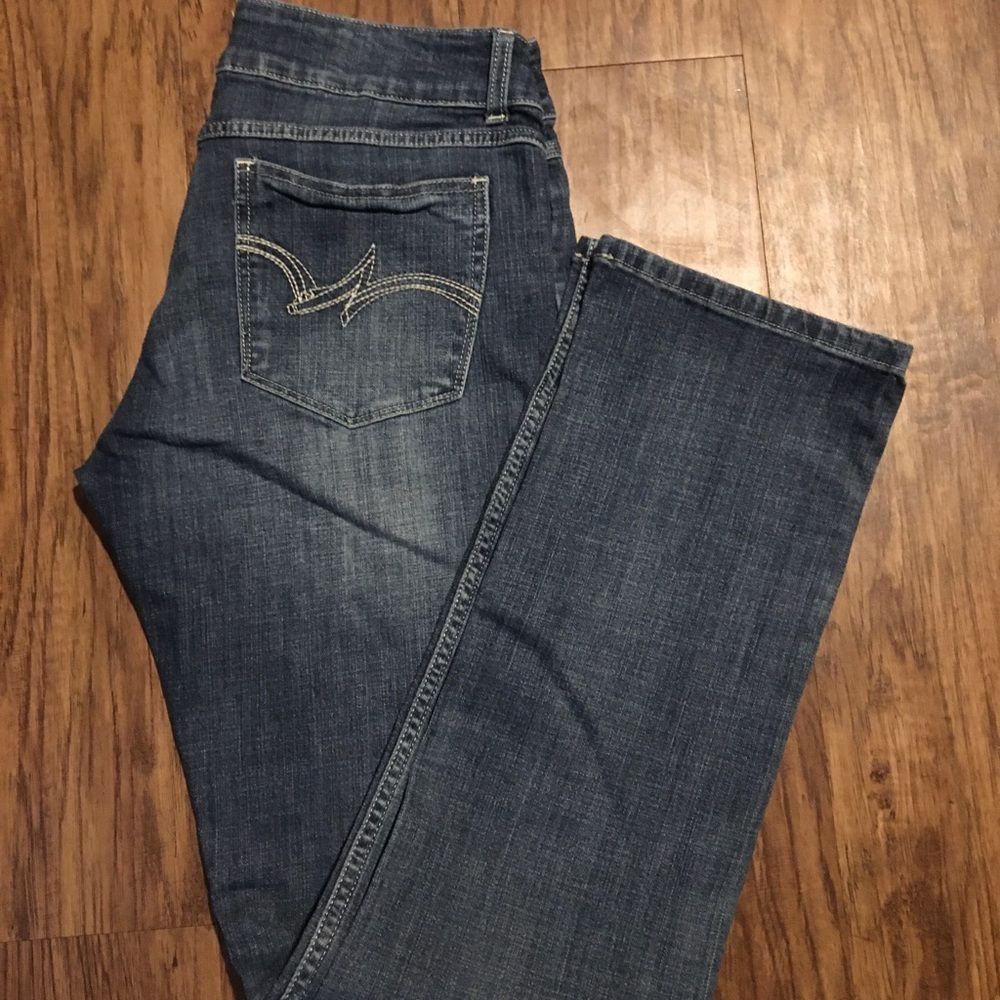 Wrangler Straight Leg Blue Jeans